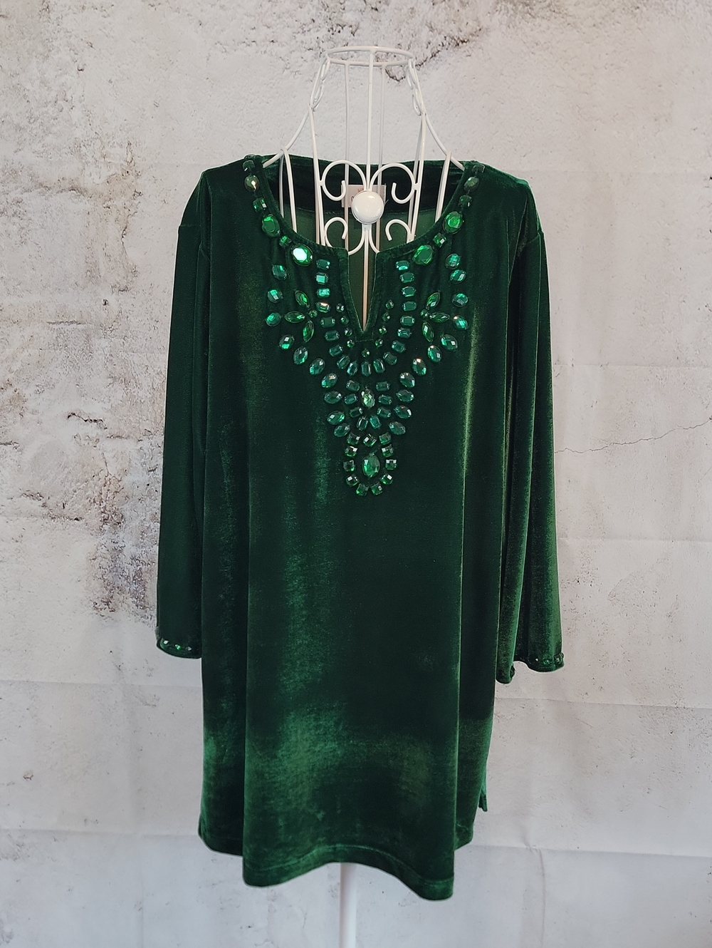 Quacker Factory Emerald Green Velvet Tunic with Gem Embellishment Womens Size 1X